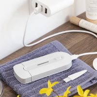 ALDPdhVCTD0S1Y Nabíjací mini holiaci strojček s LED svetlom Epiluch InnovaGoods